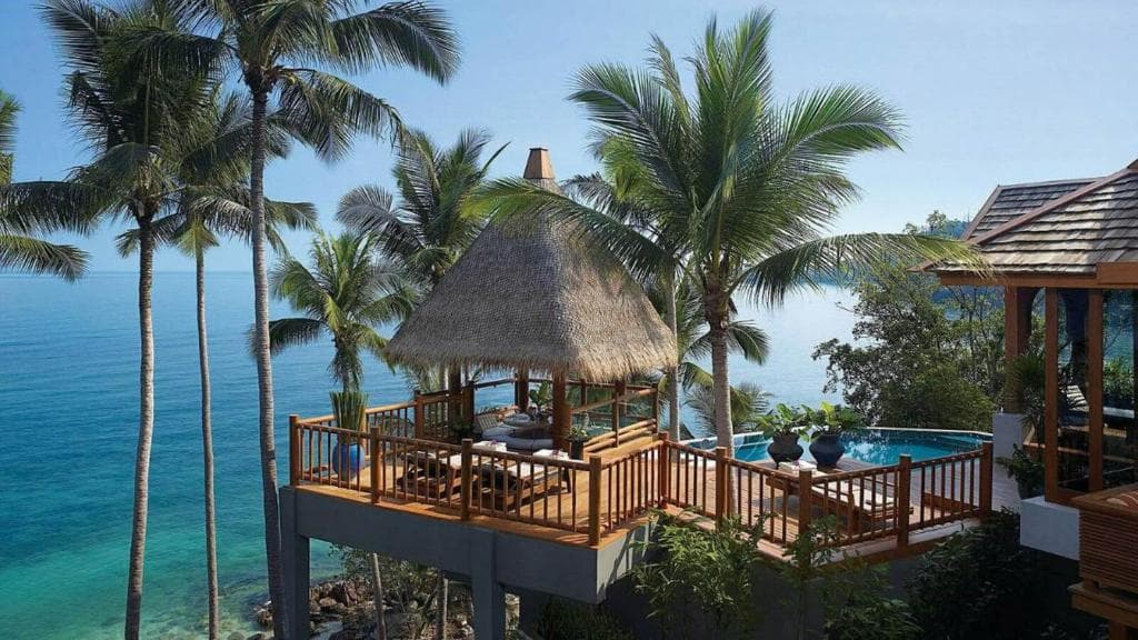 Four Seasons Resort Koh Samui overlooking the Gulf of Thailand